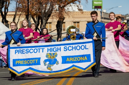 Hạ viện Arizona thông qua dự luật dạy học sinh về sự xấu xa của CNCS