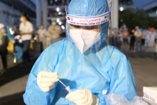 Trưa 8/7 thêm 355 ca COVID-19, TP.HCM chiếm 200 ca; 376 bệnh nhân nặng và rất nặng