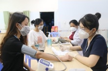 Ngày 30/7 thêm 8.622 ca COVID-19; TP.HCM yêu cầu ‘phiếu mua hàng thiết yếu’ phải có mã QR