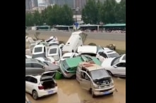 Lũ ở Trịnh Châu: Thông báo 33 người chết, cư dân mạng nói hàng trăm, hàng ngàn