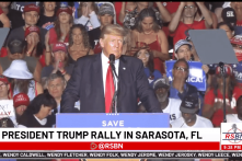 YouTube đình chỉ kênh truyền thông ủng hộ Trump ngay trước cuộc vận động của ông