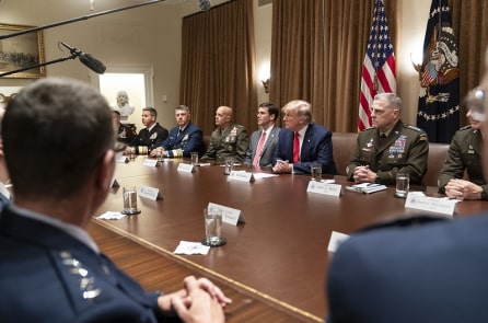 Ông Trump thúc giục Chủ tịch Hội đồng tham mưu liên quân Mỹ từ chức