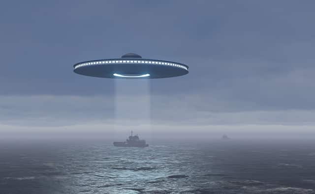 UFO hình nón