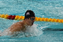 VĐV bơi lội Olympic Michael Andrew cho biết sẽ không tiêm vắc-xin COVID-19