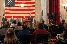 Bang Nebraska, Hoa Kỳ công nhận tháng Bảy là “Tháng Tưởng niệm Nạn nhân của CNCS”