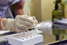 Thêm 5 người chết vì COVID-19, 4 người ở TP.HCM không có bệnh nền