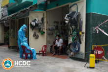 Tối 26/7 thêm 5.174 ca COVID-19; TP.HCM nâng công suất tiêm vắc-xin lên 100.000 liều/ngày