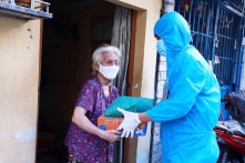 Sáng 22/7: TP.HCM thêm 2.433/2.967 ca COVID-19 mới; dịch lan tiếp sang Quảng Bình