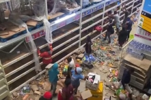 Nam Phi lên kế hoạch triển khai thêm lượng lớn binh sĩ để dập tắt tình trạng bất ổn