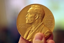 Hơn 100 người đoạt giải Nobel ký tuyên bố chung lên án ĐCSTQ