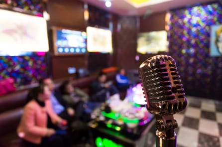 Trung Quốc tìm cách cấm các bài hát karaoke “gây tổn hại đến đoàn kết dân tộc”