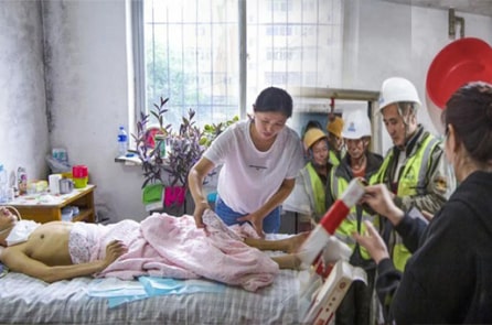 Bí quyết khiến gian hàng nhỏ luôn đắt khách của người phụ nữ nuôi chồng thực vật