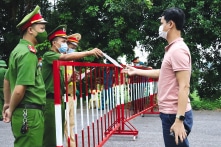 Sau 21 ngày không có ca nhiễm COVID-19, Bắc Ninh xuất hiện ổ dịch mới tại một huyện có 107.200 người