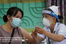 Ngày 8/8 thêm 9.690 ca COVID-19; ‘loạn văn bản’ về quy định liên quan đến dịch COVID-19