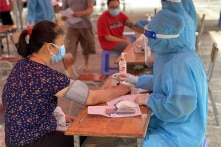 TP.HCM có 103.524 người tiêm vắc-xin Sinopharm; ngày 15/8 thêm 9.580 ca COVID-19