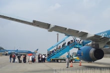 Cục Hàng không yêu cầu các hãng ‘dừng bán vé đường bay nội địa’