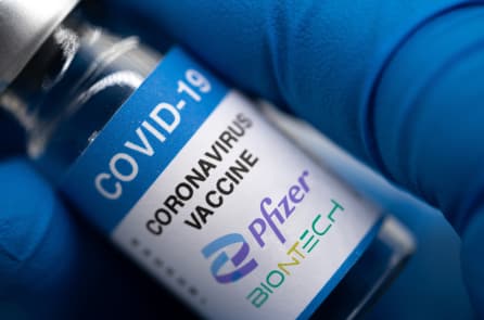 Nghiên cứu: Khả năng miễn dịch của vắc-xin COVID-19 Pfizer suy yếu sau 2 tháng