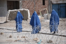 Phụ nữ Afghanistan: “Hy vọng cuối cùng của chúng tôi đã tắt”
