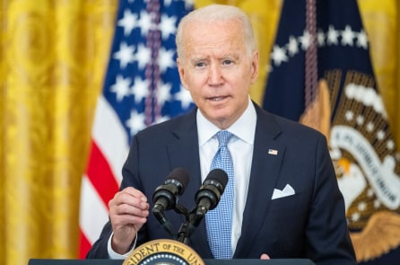 TT Biden nói rằng ông không kêu gọi thay đổi chế độ ở Nga