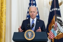 TT Biden loan báo nỗ lực mới ứng phó COVID-19, hứa không phong tỏa hoặc thêm quy định bắt buộc tiêm