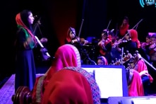 Taliban cấm âm nhạc, giết ca sĩ dân ca, đóng cửa nhạc viện