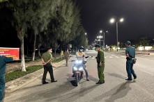 Từ 8h ngày 16/9, người tại “vùng vàng, xanh” ở Đà Nẵng được đi mua đồ ăn, sửa xe…