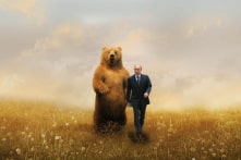 Ảnh mừng sinh nhật ông Putin làm dấy lên thảo luận sôi nổi