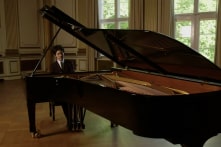 Sự thao túng chính trị đằng sau vụ bê bối của “hoàng tử piano” Lý Vân Địch