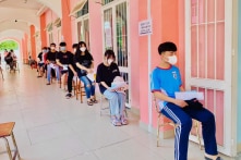 Bộ Y tế Việt Nam phê duyệt 2 loại vắc-xin COVID-19 tiêm cho trẻ em