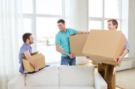 Tây Ban Nha đề xuất cho người trẻ 250 Euro mỗi tháng để ra ở riêng
