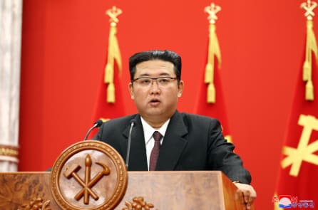 Kim Jong-un giảm 20kg; Triều Tiên thiếu giấy, mực để in tiền