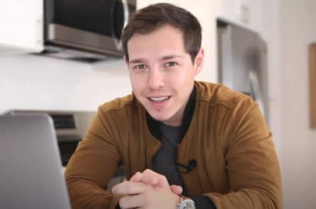 Lối sống tiết kiệm của triệu phú YouTuber, không tiêu tiền cho 2 thứ