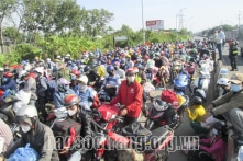 Giới chức 13 tỉnh ĐBSCL đề nghị ‘tạm ngưng đón người dân về quê’ trong 15 ngày