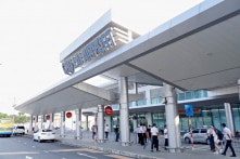 Bộ GTVT bỏ quy định khách đi máy bay, tàu hỏa phải làm cam kết phòng dịch COVID-19