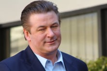 Alec Baldwin vô tình bắn chết người và nhiều trường hợp vô tình tử vong khác
