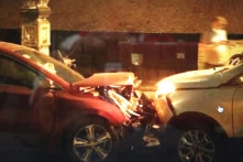 Hà Nội: 5 xe va chạm liên hoàn trong đêm, 1 người bị gãy cổ