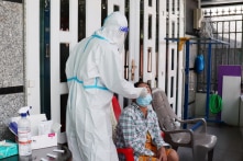 Ngày 21/11: Tăng 9.889 ca COVID-19 mới; 76 ca tử vong, chưa kể số ca tại TP.HCM