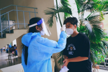 Ngày 12/11 có 8.982 ca COVID-19; 81 ca tử vong