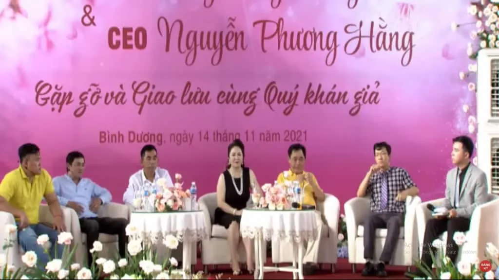 livestream ba phuong hang 14 11 2