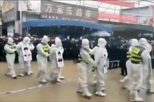 Quảng Tây diễu phố người vi phạm chống dịch COVID-19 như Cách mạng Văn hóa