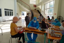 Ngày 15/12 có 15.527 ca COVID-19; 283 ca tử vong