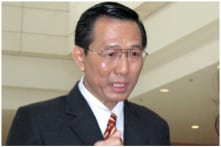 Trước phiên xét xử cựu Thứ trưởng Y tế Cao Minh Quang, một bị cáo tử vong
