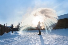 Nhiệt kế trạm quan trắc Siberia bị vỡ khi nhiệt độ xuống -60 độ C