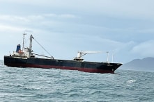 Khánh Hòa: Cứu nạn 17 thuyền viên trôi dạt trên vịnh Vân Phong