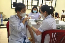 3 ngày tiêm vắc-xin Pfizer, 895 học sinh ở Thanh Hóa bị phản ứng, có 26 em bị nặng