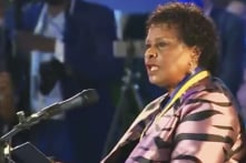 Trung Quốc đã làm gì để Nữ hoàng Anh không còn là nguyên thủ của Barbados?