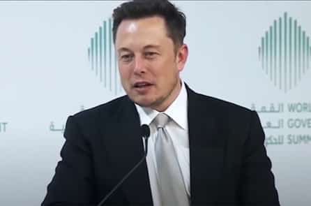 Tỷ phú Elon Musk: Tôi không có nhà cửa, phải ngủ nhờ nhà bạn bè