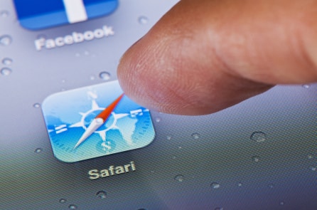 Trình duyệt web Safari 15 gặp lỗi bảo mật nghiêm trọng, có thể làm lộ thông tin tài khoản Google