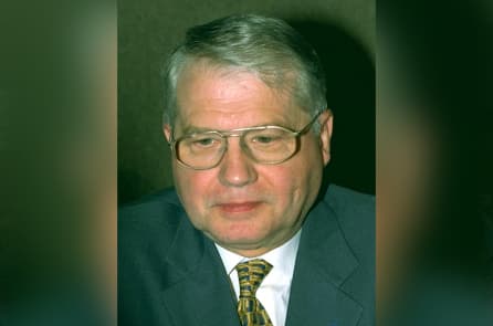Vì sao nhà khoa học Pháp đoạt giải Nobel qua đời trong sự vắng bóng truyền thông?