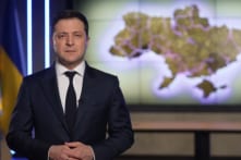 Ukraine ban bố tình trạng khẩn cấp quốc gia, tuyển dự bị quân, kêu gọi công dân rời Nga